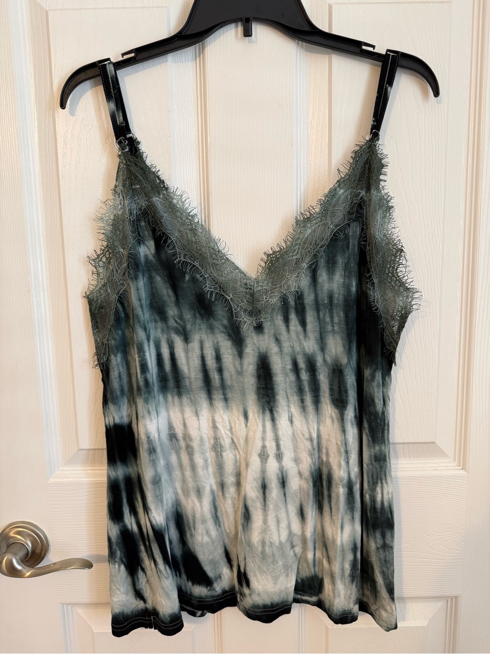 POL Lace-Trim Tie-Dye Cami